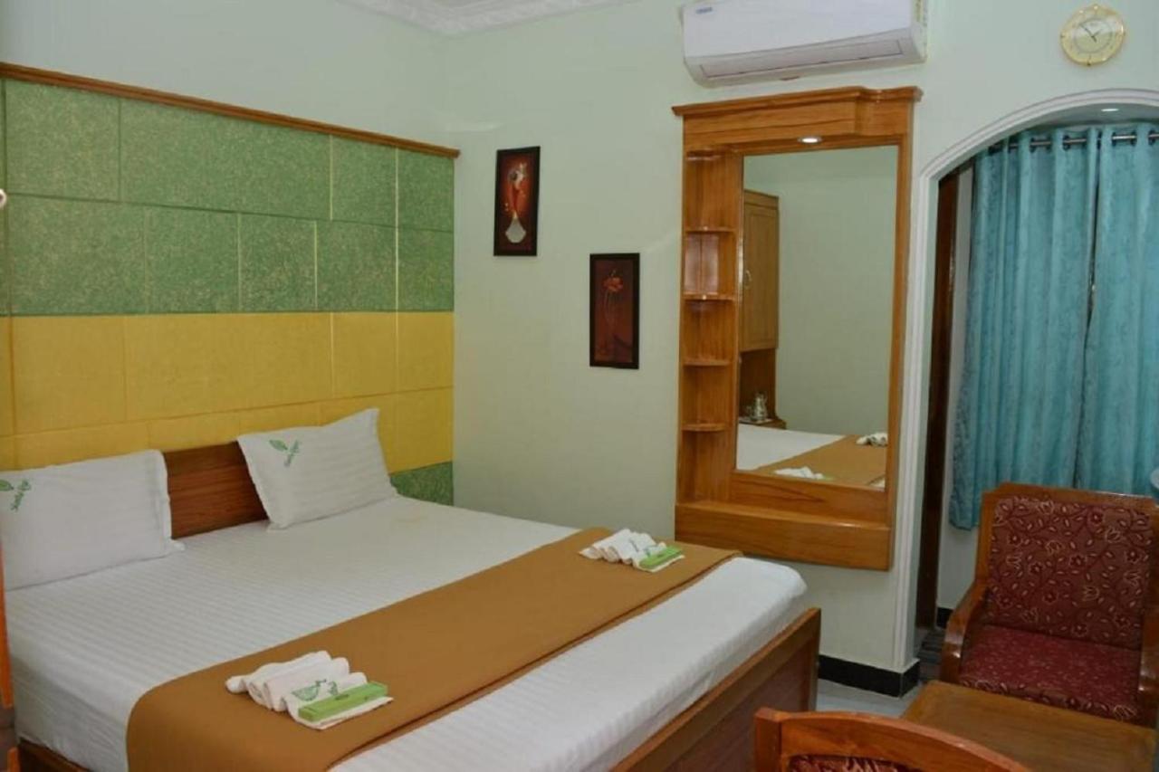Skantha Regency Tiruchchendūr Exterior foto