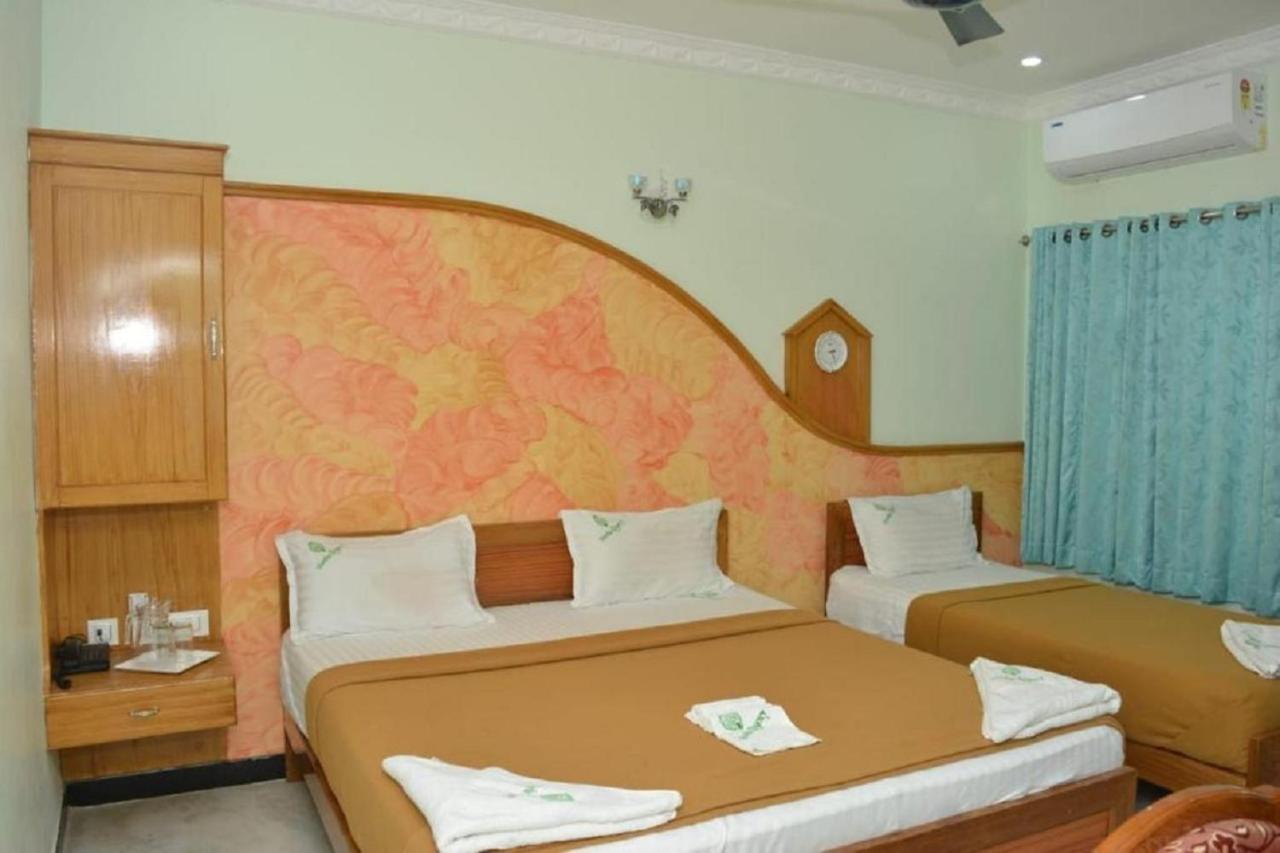 Skantha Regency Tiruchchendūr Exterior foto