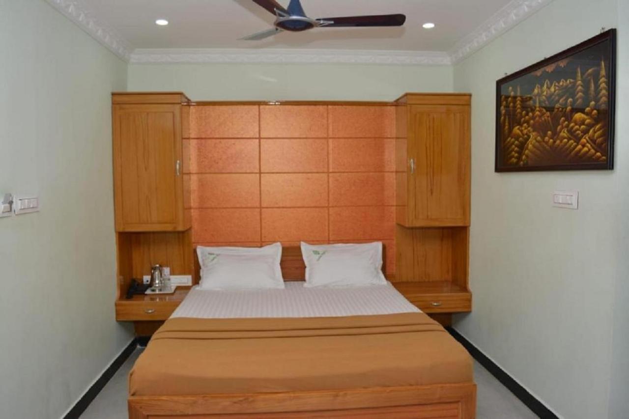 Skantha Regency Tiruchchendūr Exterior foto