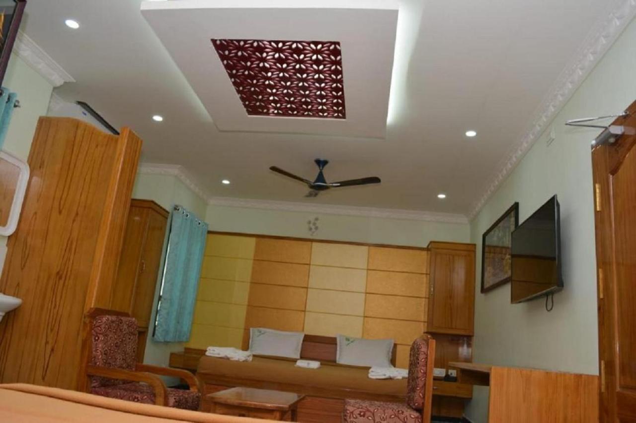 Skantha Regency Tiruchchendūr Exterior foto